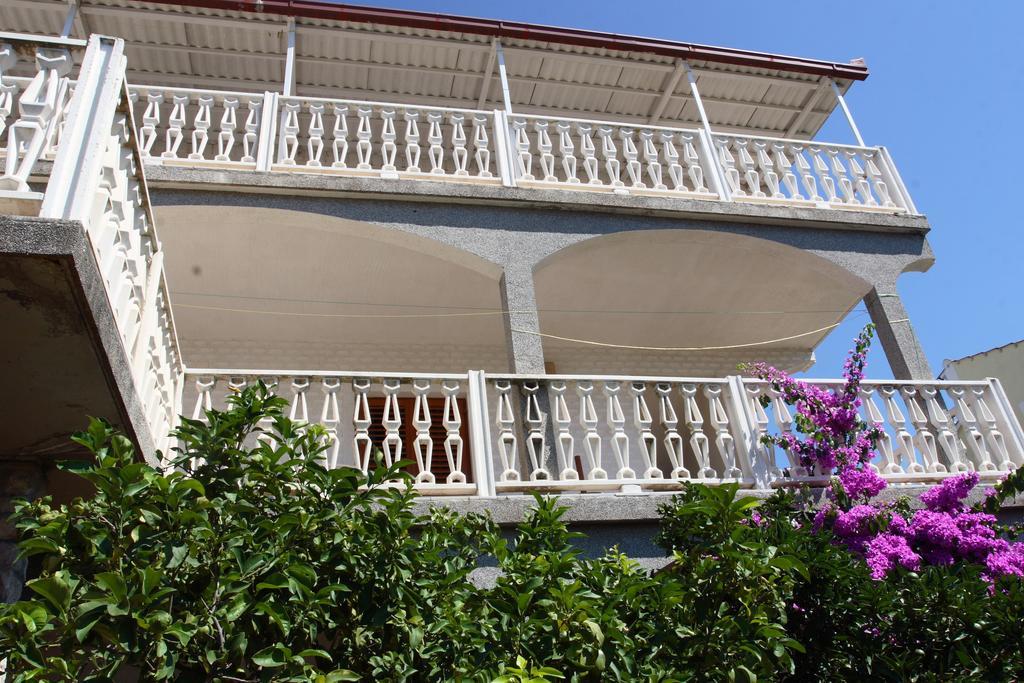 Apartment Zdenka 1 特罗吉尔 客房 照片
